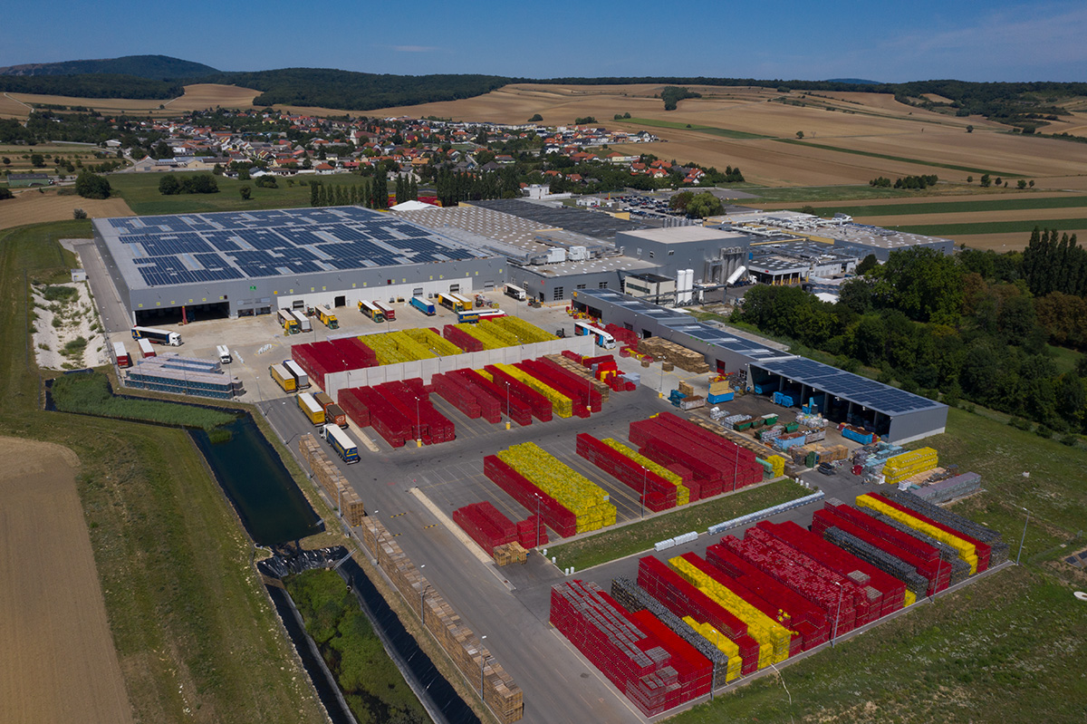 Production and logistics center Edelstal