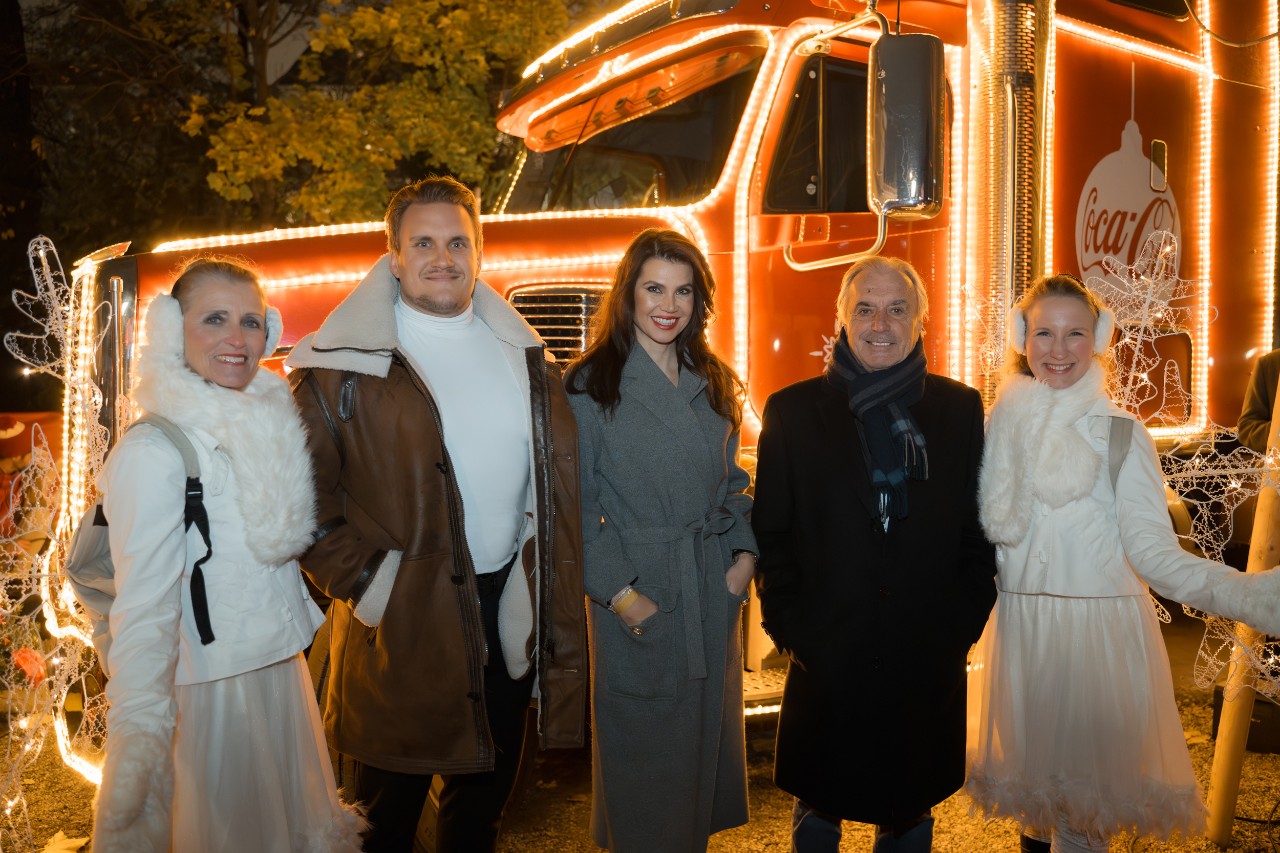 Promis schon in Feststimmung beim Coca-Cola Weihnachtstruck